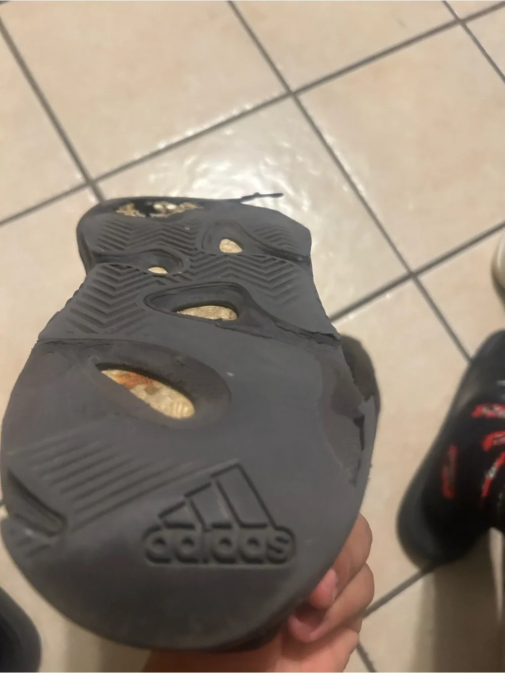 Yeezy 🔥 adidas
